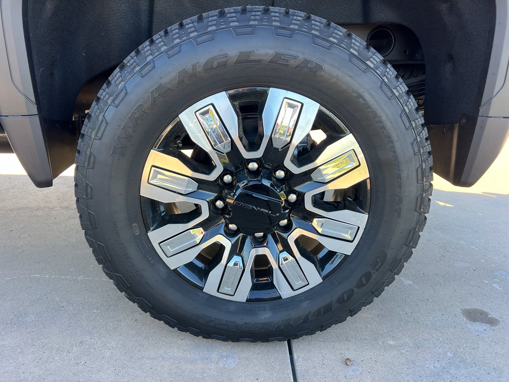 2025 GMC Sierra 2500 HD Denali