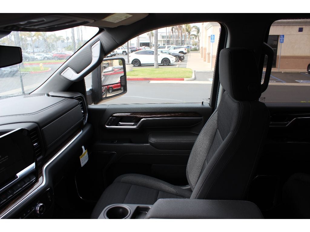 2025 GMC Sierra 2500 HD SLE