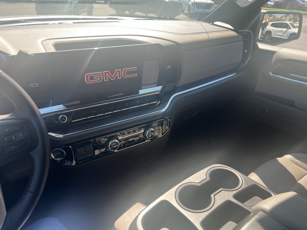 2026 GMC Sierra 1500 Crew Cab Short Box 2-Wheel Drive SLT