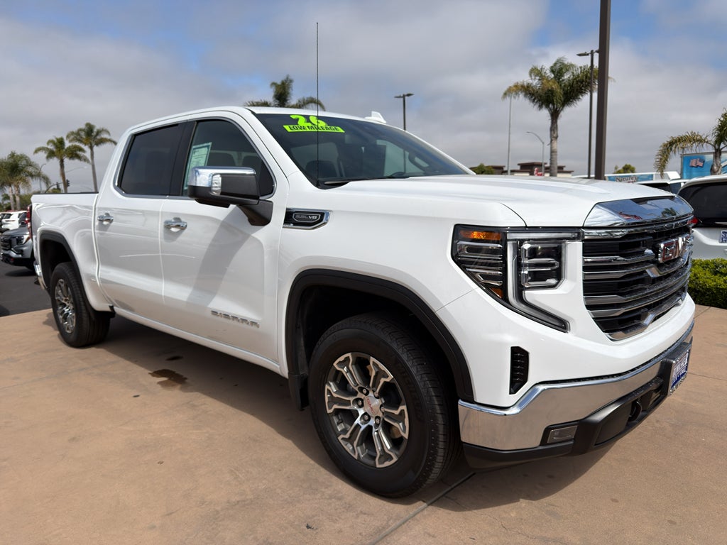 2026 GMC Sierra 1500 Crew Cab Short Box 2-Wheel Drive SLT