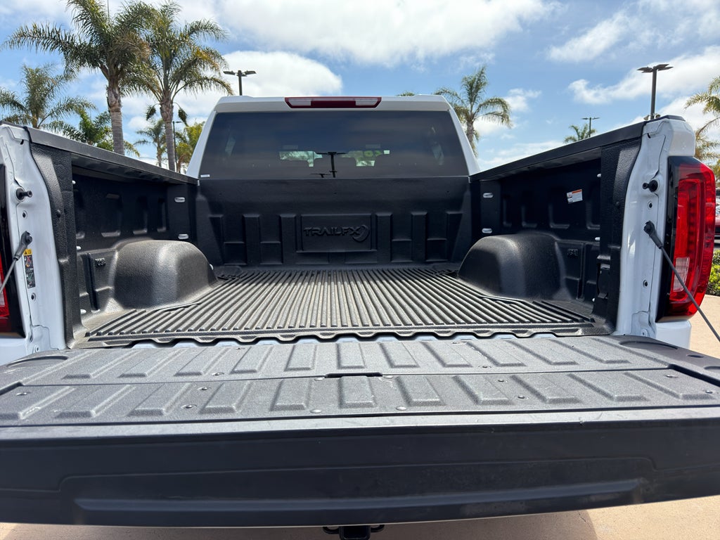 2026 GMC Sierra 1500 Crew Cab Short Box 2-Wheel Drive SLT
