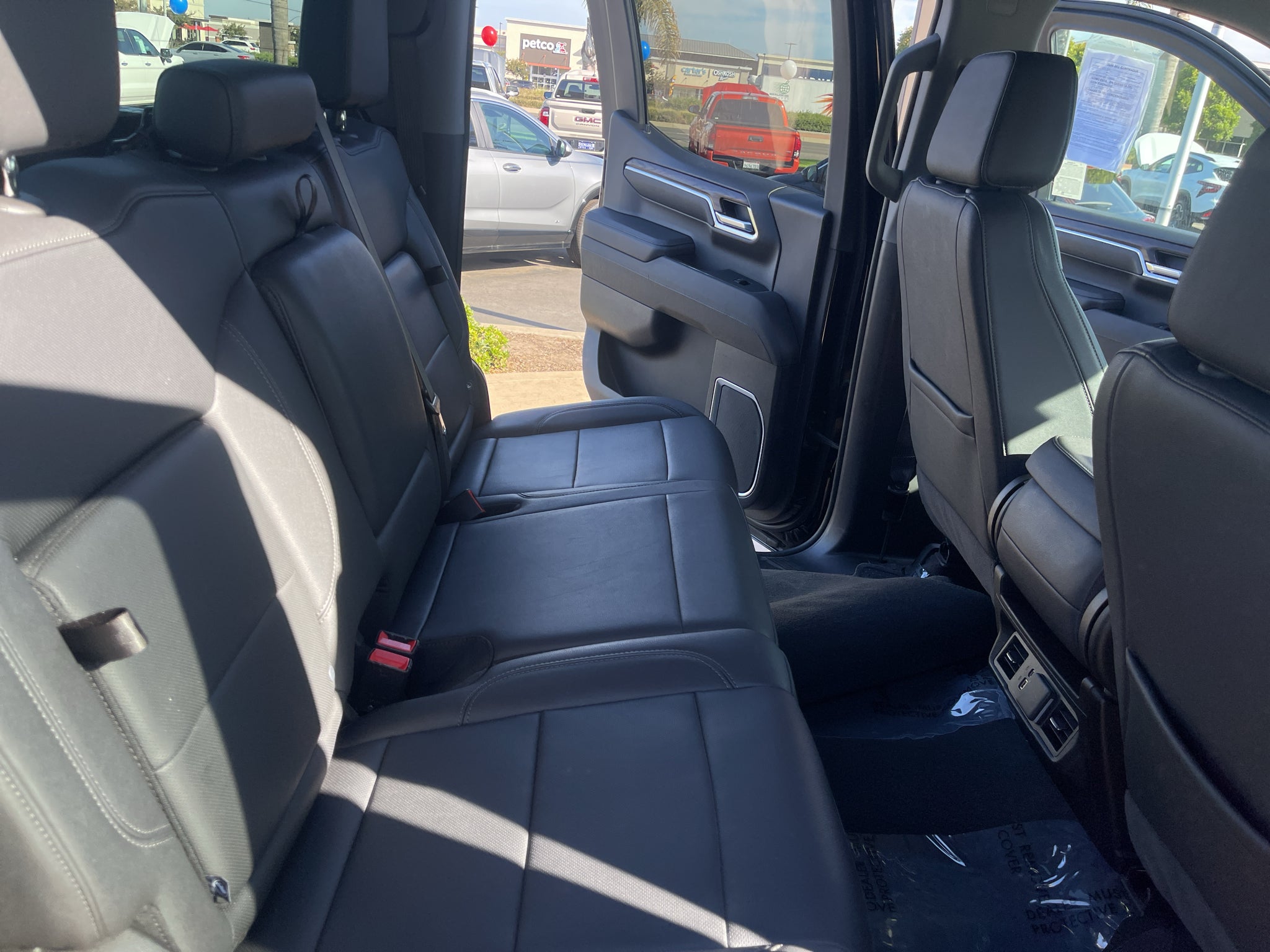 2025 GMC Sierra 1500 Crew Cab Short Box 4-Wheel Drive SLT