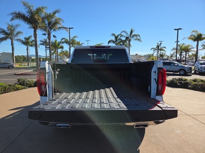 2022 GMC Sierra 1500 Crew Cab Short Box 4-Wheel Drive SLT