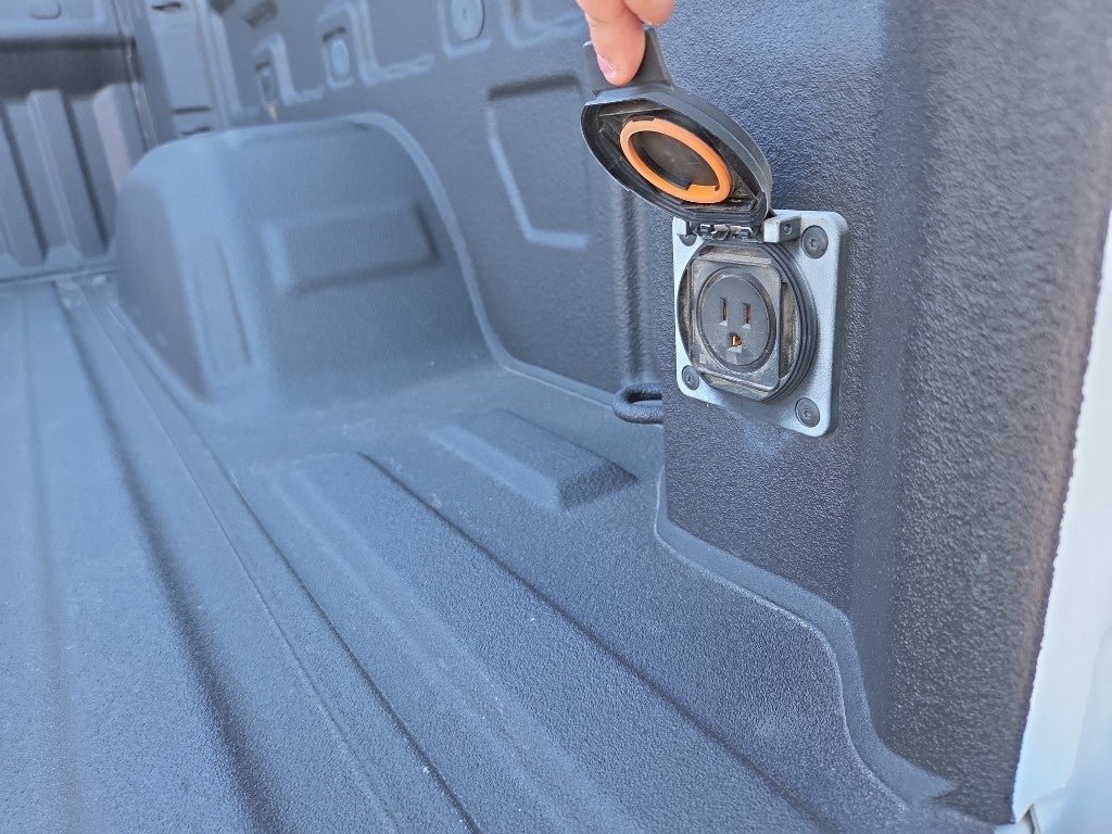 2022 GMC Sierra 1500 Crew Cab Short Box 4-Wheel Drive SLT