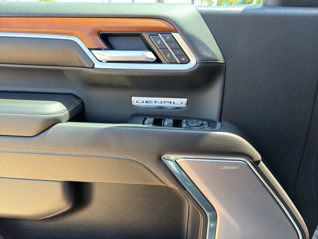 2022 GMC Sierra 1500 Crew Cab Short Box 4-Wheel Drive Denali