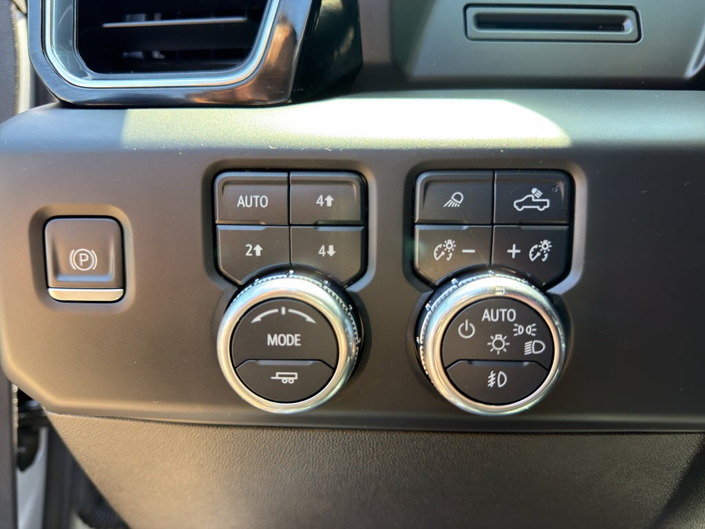2022 GMC Sierra 1500 Crew Cab Short Box 4-Wheel Drive Denali