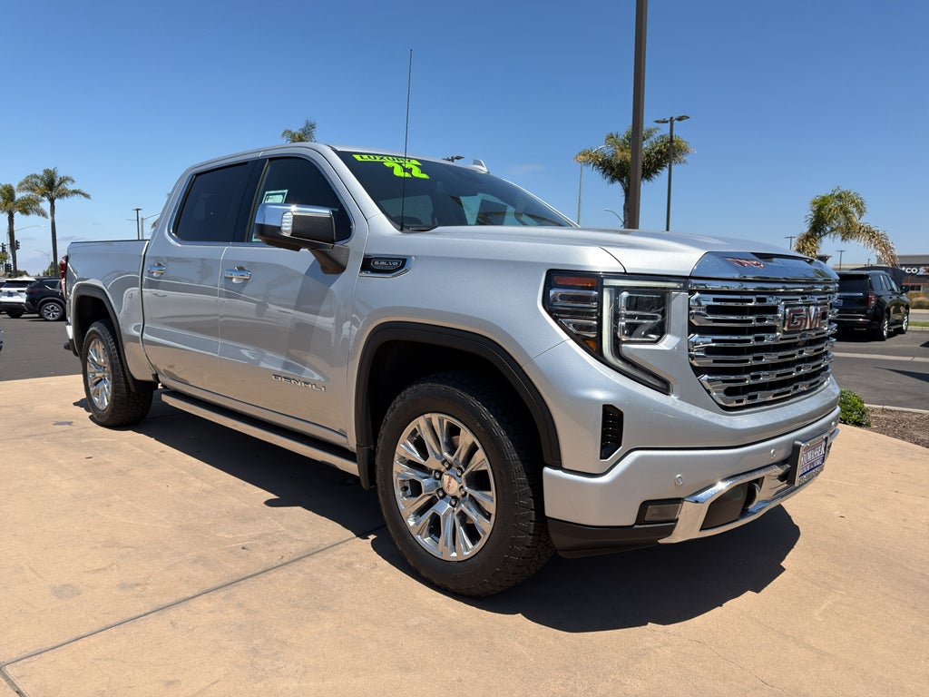 2022 GMC Sierra 1500 Crew Cab Short Box 4-Wheel Drive Denali