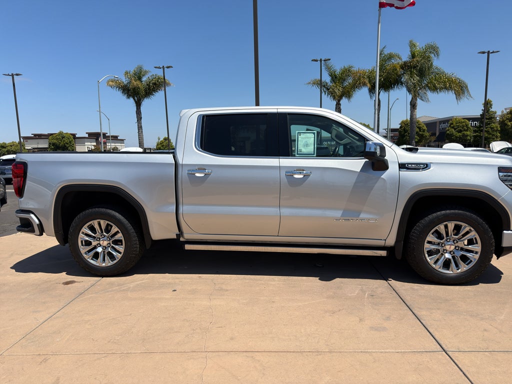 2022 GMC Sierra 1500 Crew Cab Short Box 4-Wheel Drive Denali