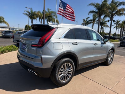 2025 Cadillac XT4 FWD 4dr Premium Luxury