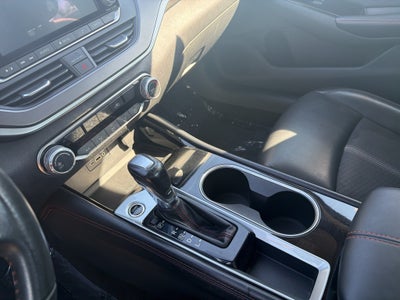 2024 Nissan Altima 2.5 SR Sedan