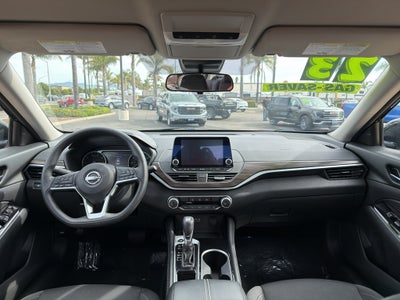 2023 Nissan Altima 2.5 SV Sedan