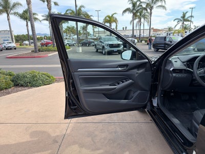 2023 Nissan Altima 2.5 SV Sedan