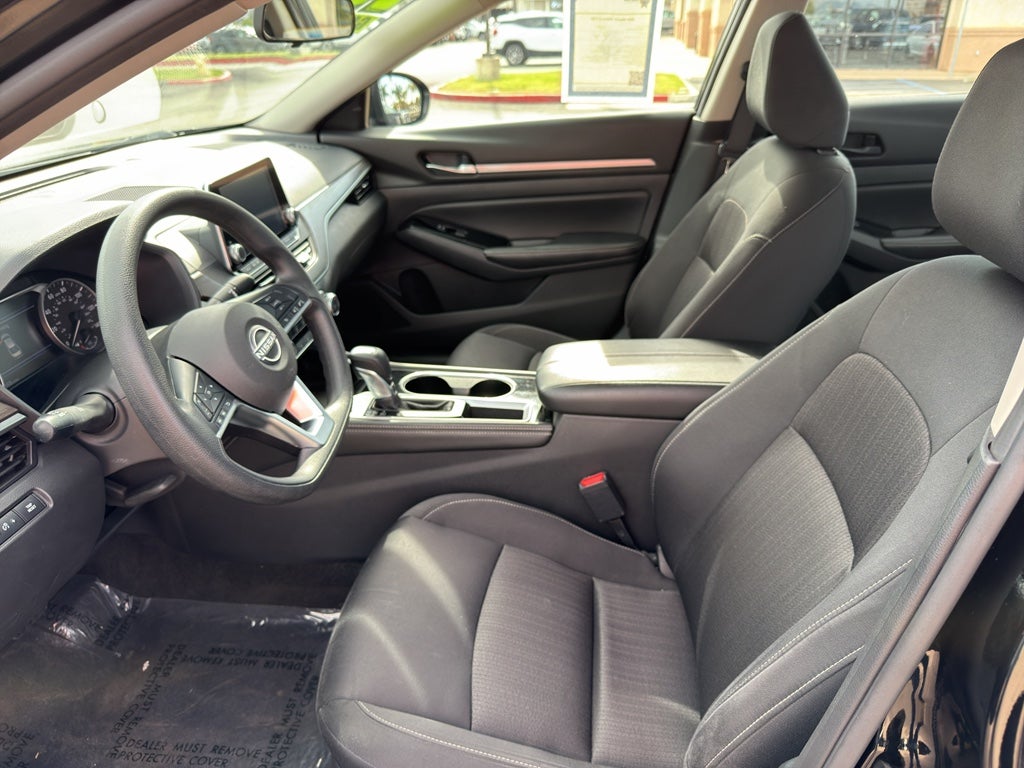 2023 Nissan Altima 2.5 SV Sedan