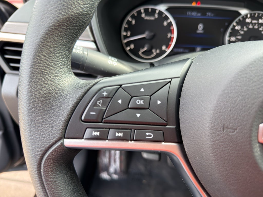 2023 Nissan Altima 2.5 SV Sedan