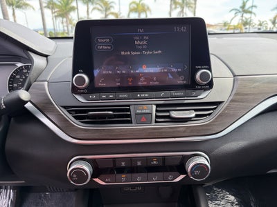 2023 Nissan Altima 2.5 SV Sedan