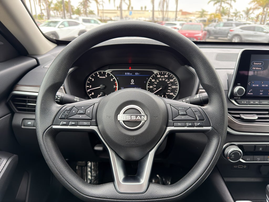 2024 Nissan Altima 2.5 SV Sedan