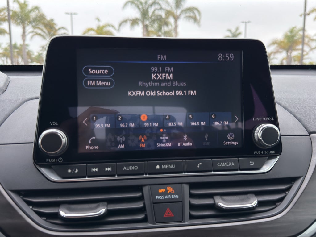 2024 Nissan Altima 2.5 SV Sedan