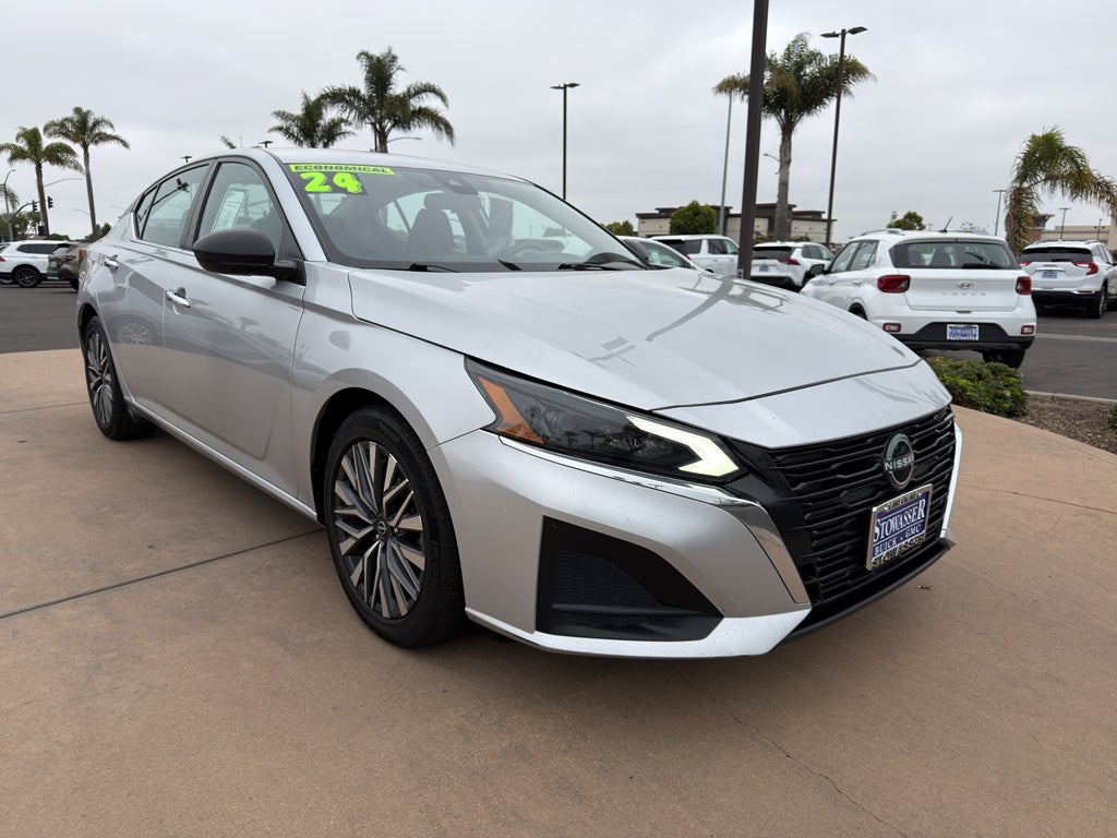 2024 Nissan Altima 2.5 SV Sedan