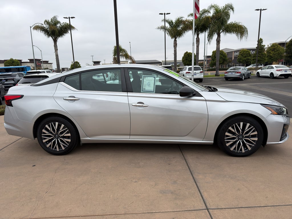 2024 Nissan Altima 2.5 SV Sedan