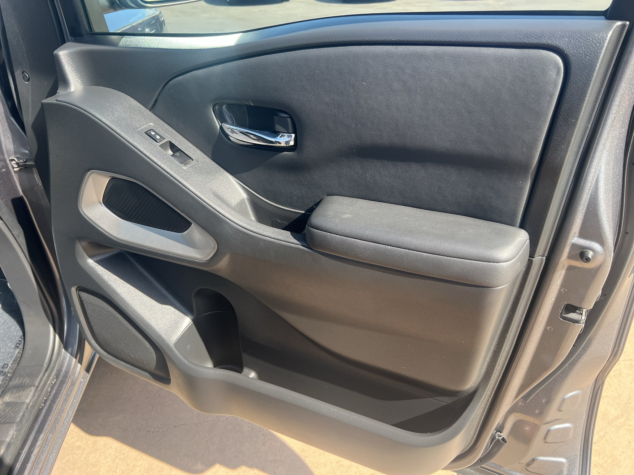 2024 Nissan Frontier Crew Cab 4x2 SV
