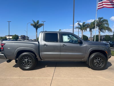 2024 Nissan Frontier Crew Cab 4x2 SV