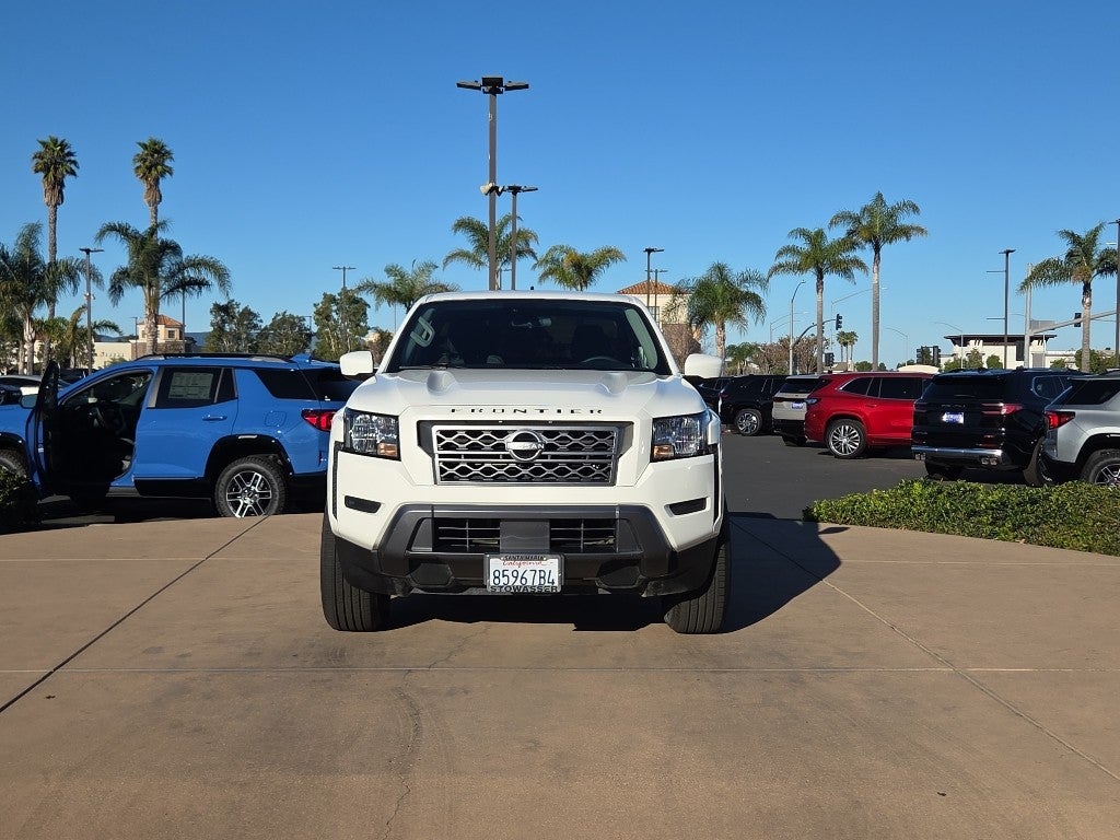 2023 Nissan Frontier Crew Cab 4x2 SV Auto