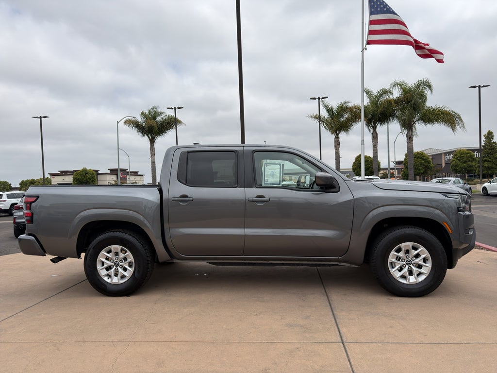 2024 Nissan Frontier Crew Cab 4x2 SV