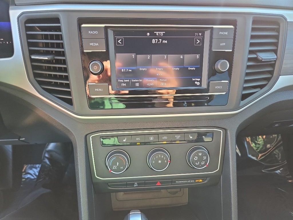 2023 Volkswagen Atlas 2.0T SE FWD