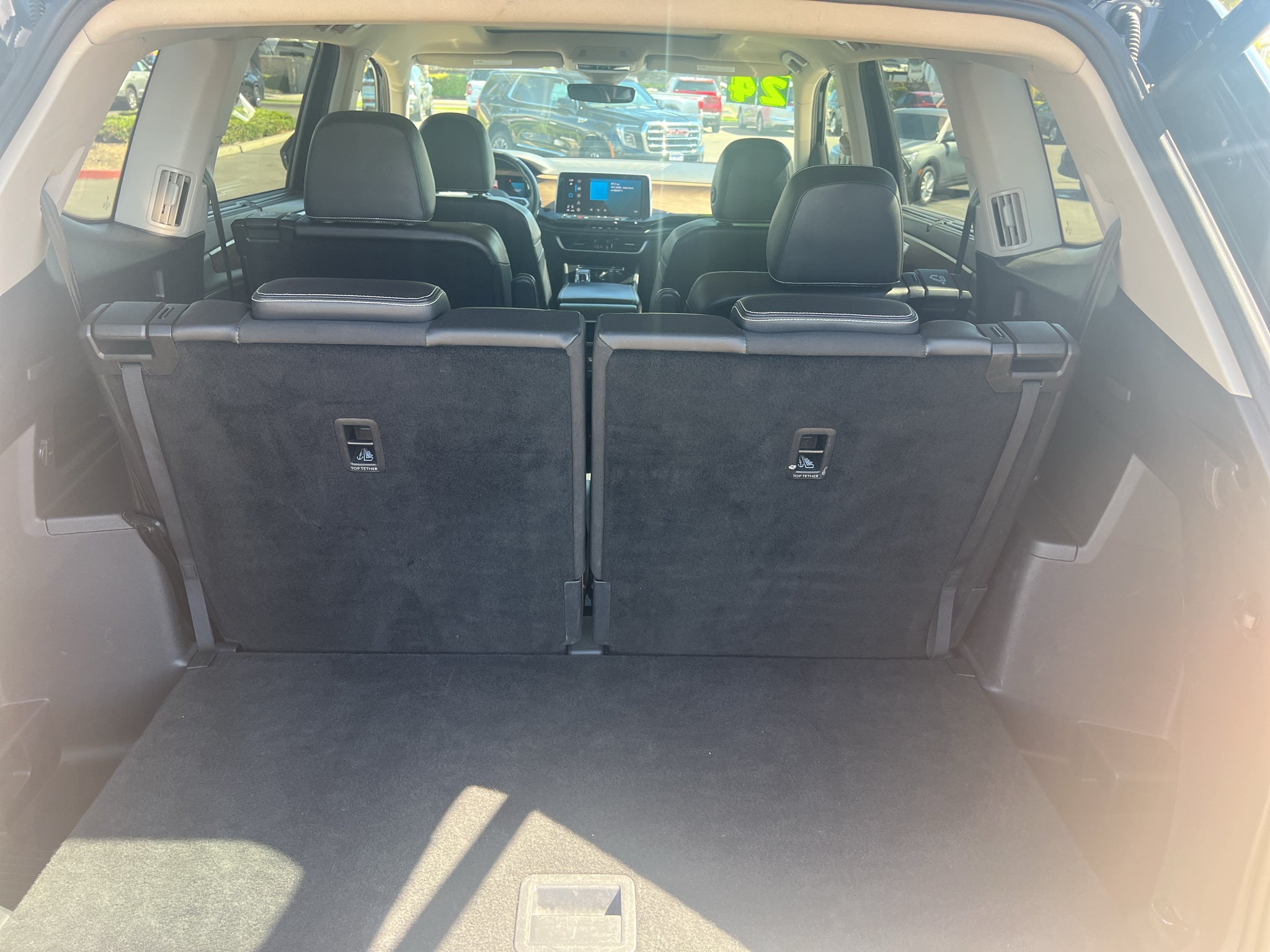 2024 Volkswagen Atlas 2.0T SE w/Technology FWD