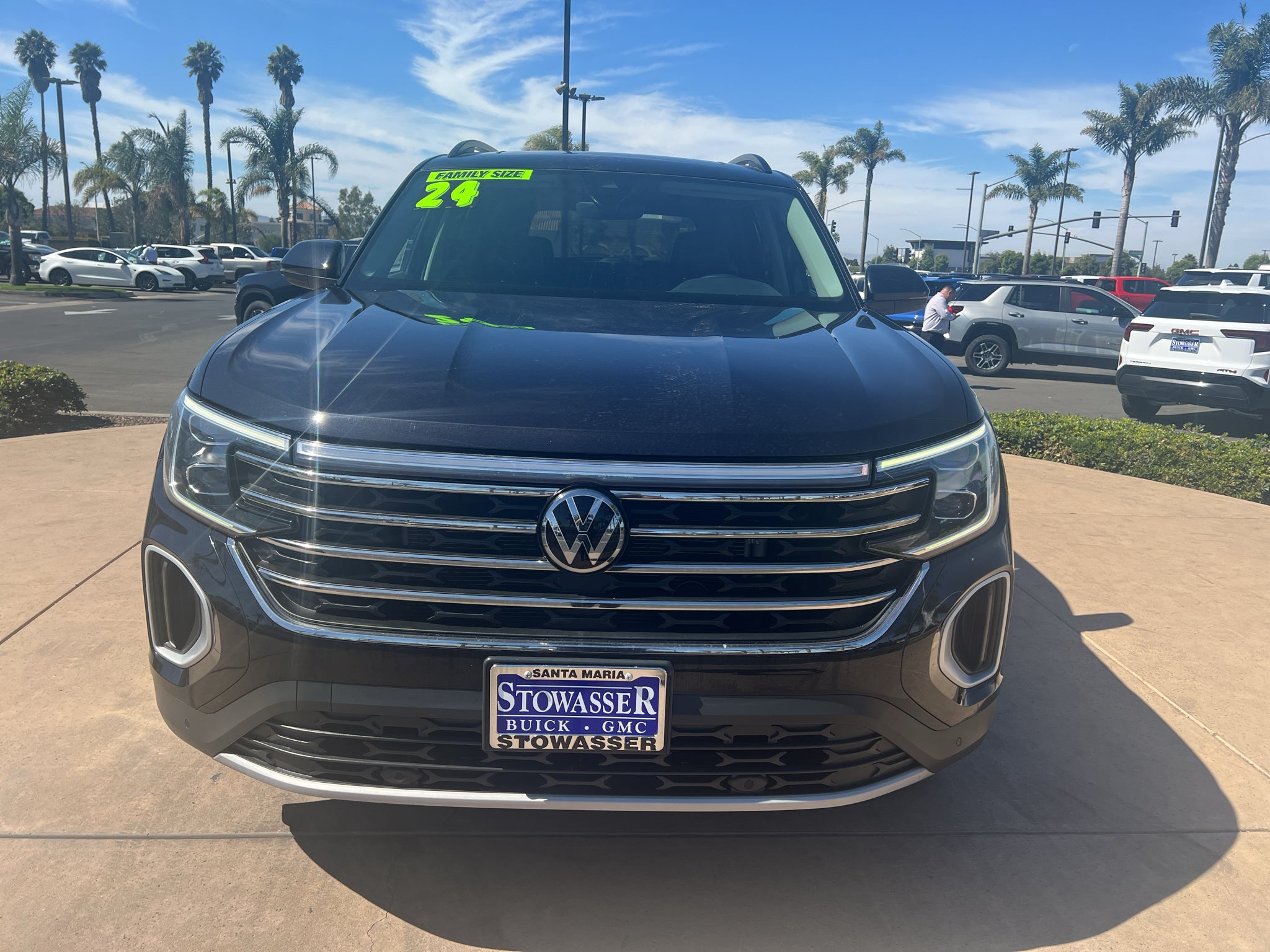 2024 Volkswagen Atlas 2.0T SE w/Technology FWD