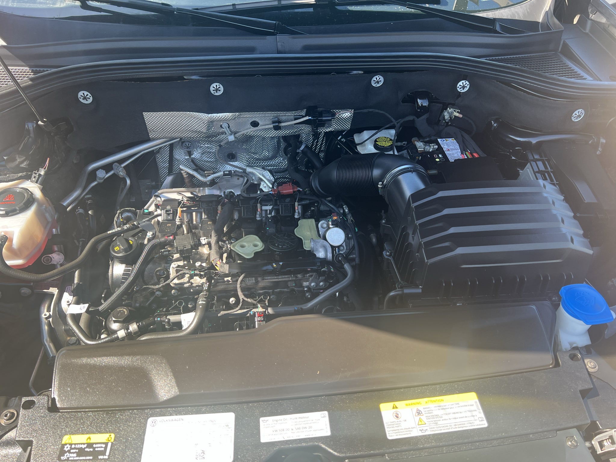 2024 Volkswagen Atlas 2.0T SE w/Technology FWD