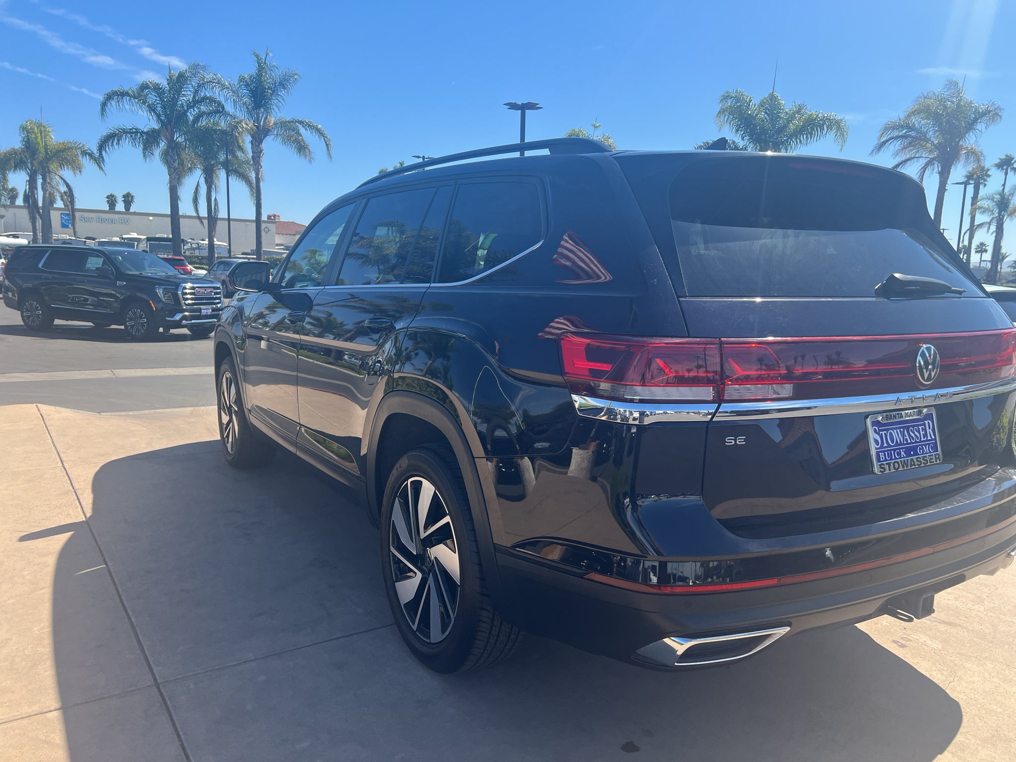 2024 Volkswagen Atlas 2.0T SE w/Technology FWD