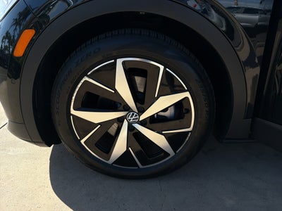 2023 Volkswagen ID.4 Pro RWD w/SK On Battery