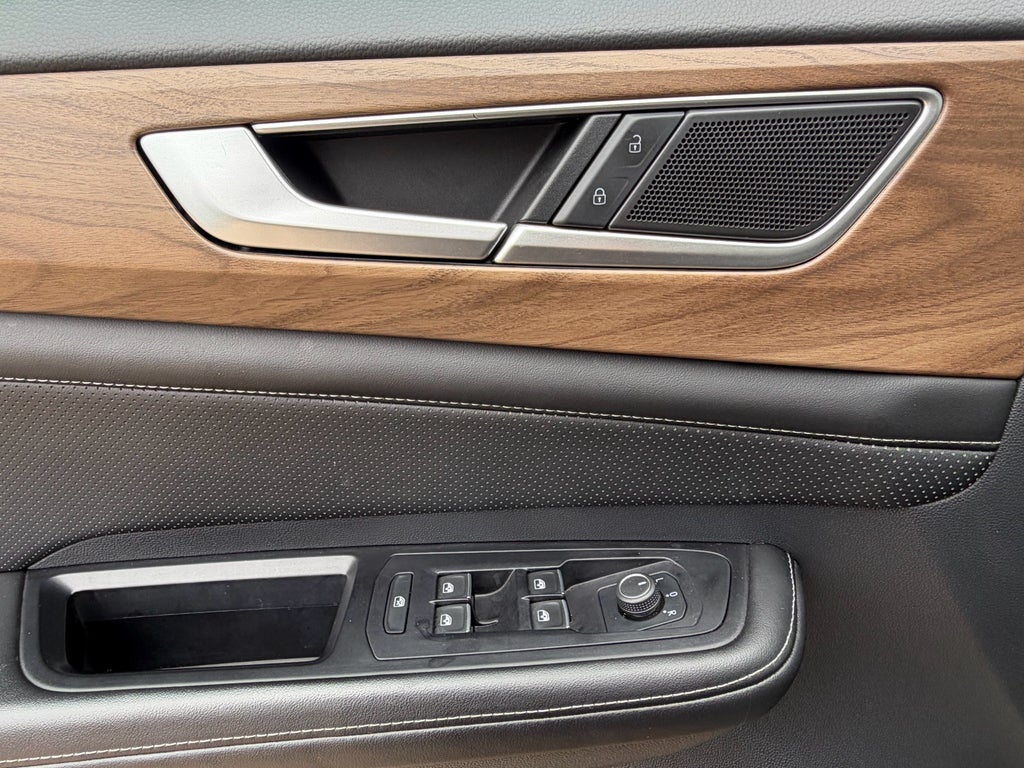 2024 Volkswagen Atlas 2.0T SE w/Technology FWD