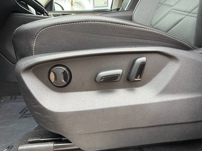 2024 Volkswagen Atlas 2.0T SE w/Technology FWD
