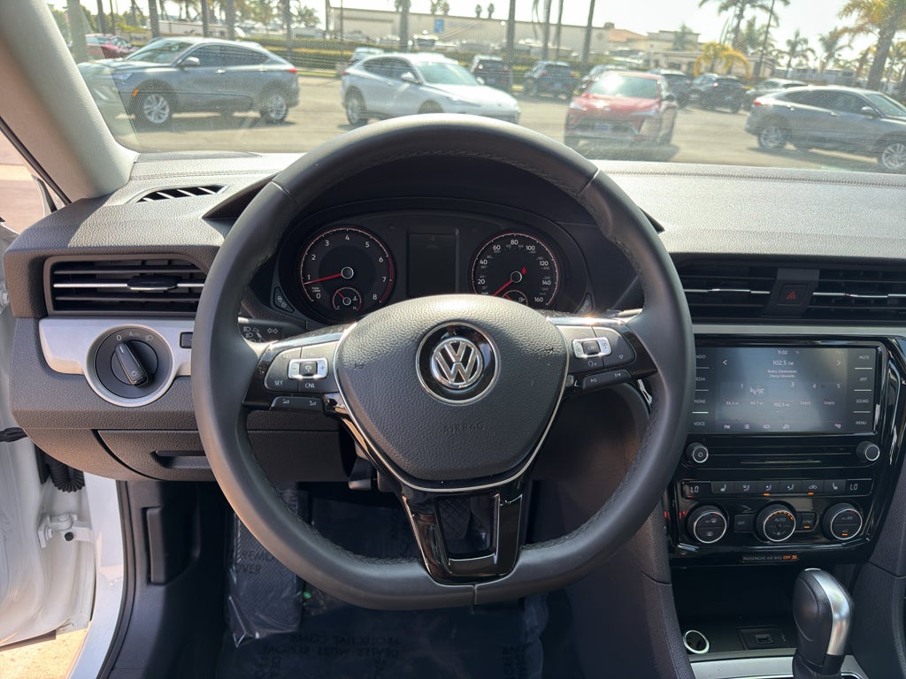 2022 Volkswagen Passat 2.0T SE Auto