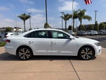 2022 Volkswagen Passat 2.0T SE Auto