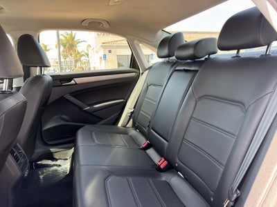2022 Volkswagen Passat 2.0T SE Auto