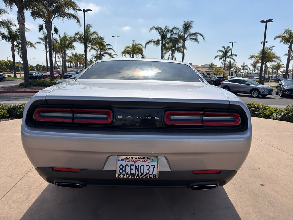 2016 Dodge Challenger 2dr Cpe SXT Plus