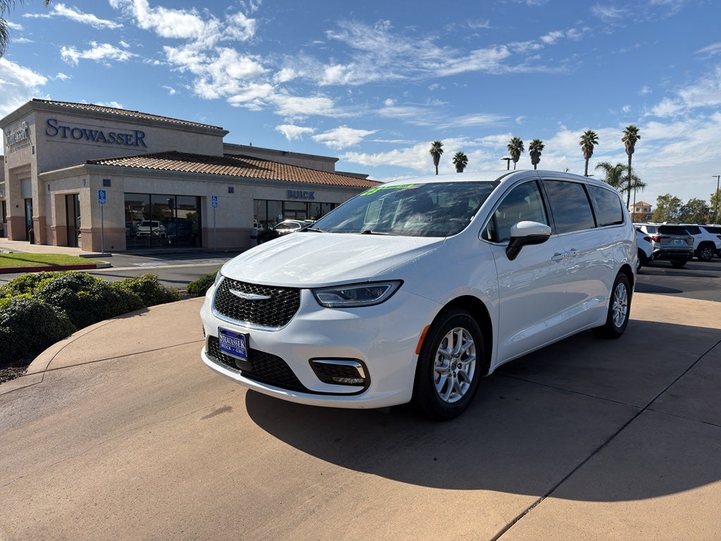 2023 Chrysler Pacifica Touring L FWD
