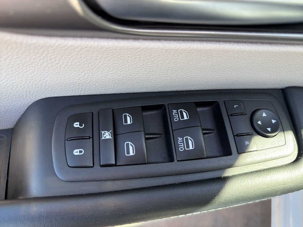 2023 Chrysler Pacifica Touring L FWD