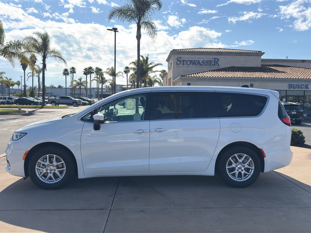 2023 Chrysler Pacifica Touring L FWD