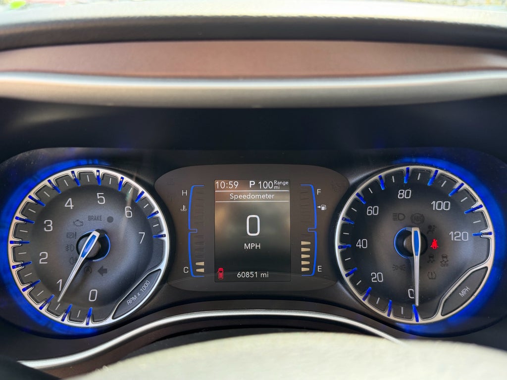 2023 Chrysler Voyager LX FWD