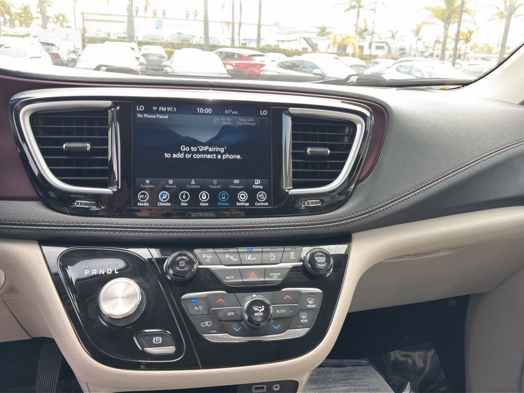 2020 Chrysler Pacifica Limited FWD