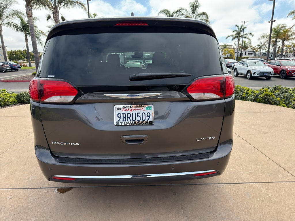 2020 Chrysler Pacifica Limited FWD