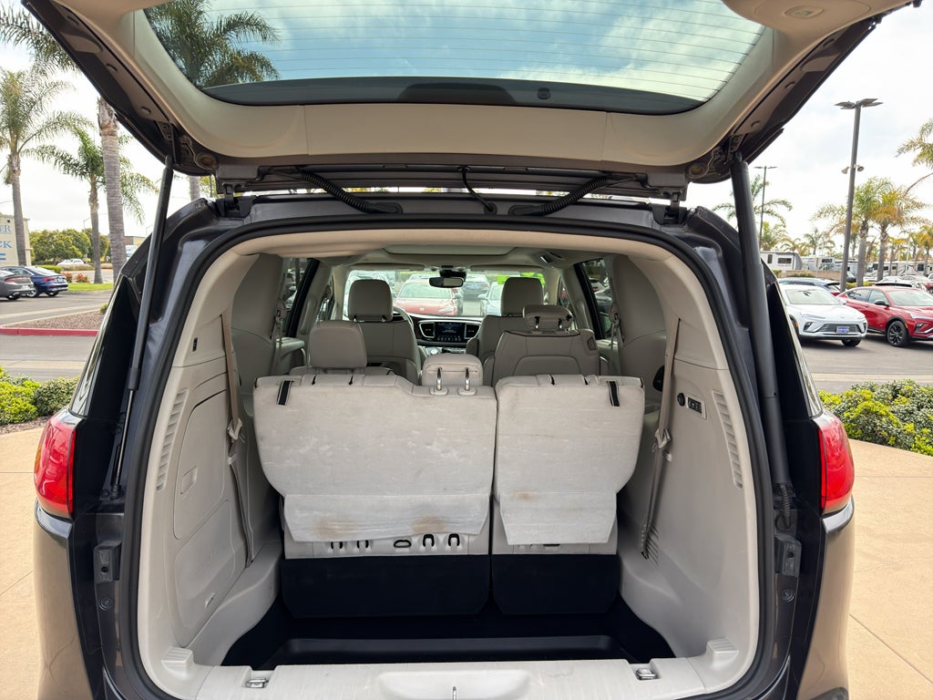 2020 Chrysler Pacifica Limited FWD