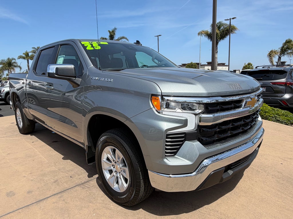 2025 Chevrolet Silverado 1500 Crew Cab Short Box 2-Wheel Drive LT