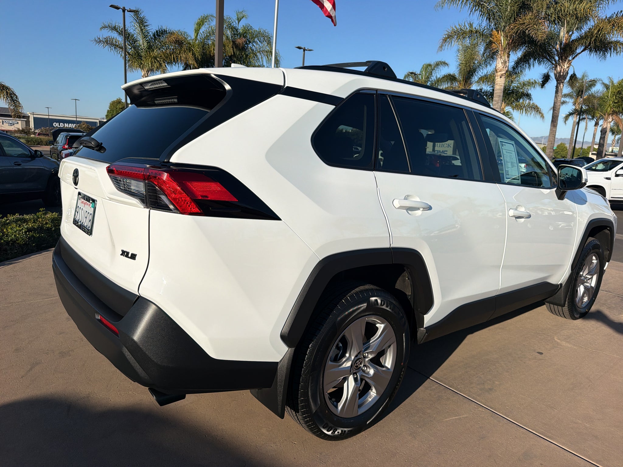 2025 Toyota RAV4 XLE FWD (GS)