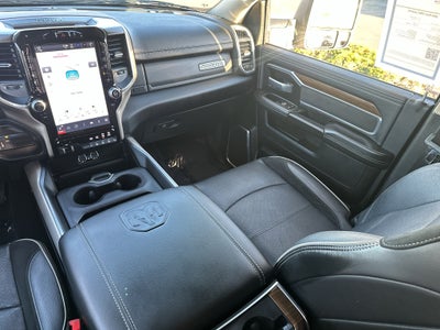2024 RAM 2500 Laramie 4x4 Crew Cab 6'4" Box
