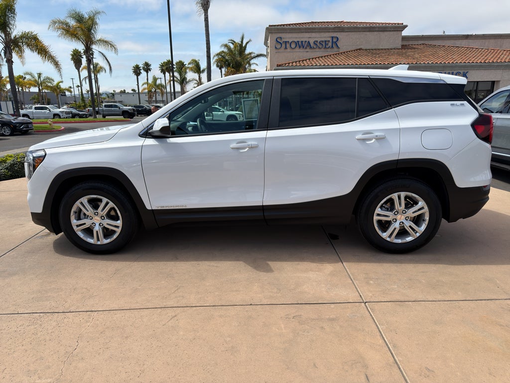 2024 GMC Terrain FWD 4dr SLE